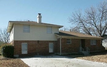 Building Photo - 5708 Melinda St