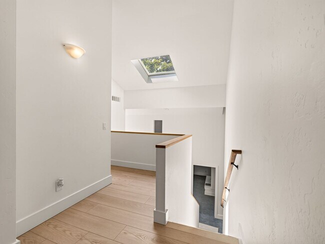 Building Photo - 11107 Gambel Oak Cir