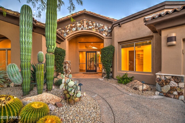 Building Photo - 9671 E Monument Dr