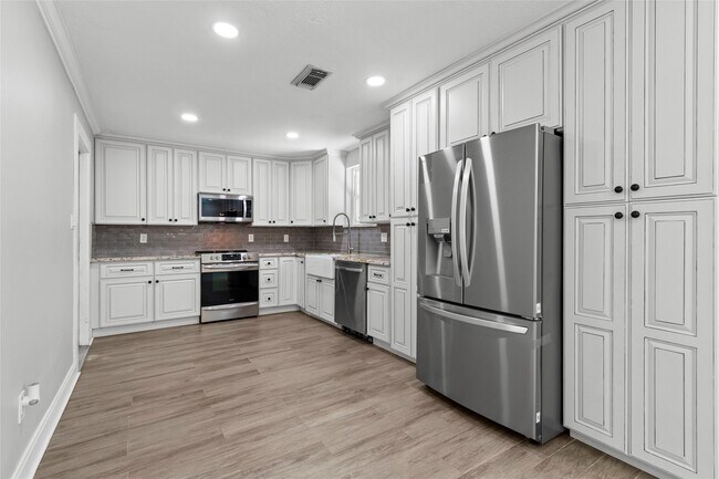 Building Photo - 510 Brandywyne Dr