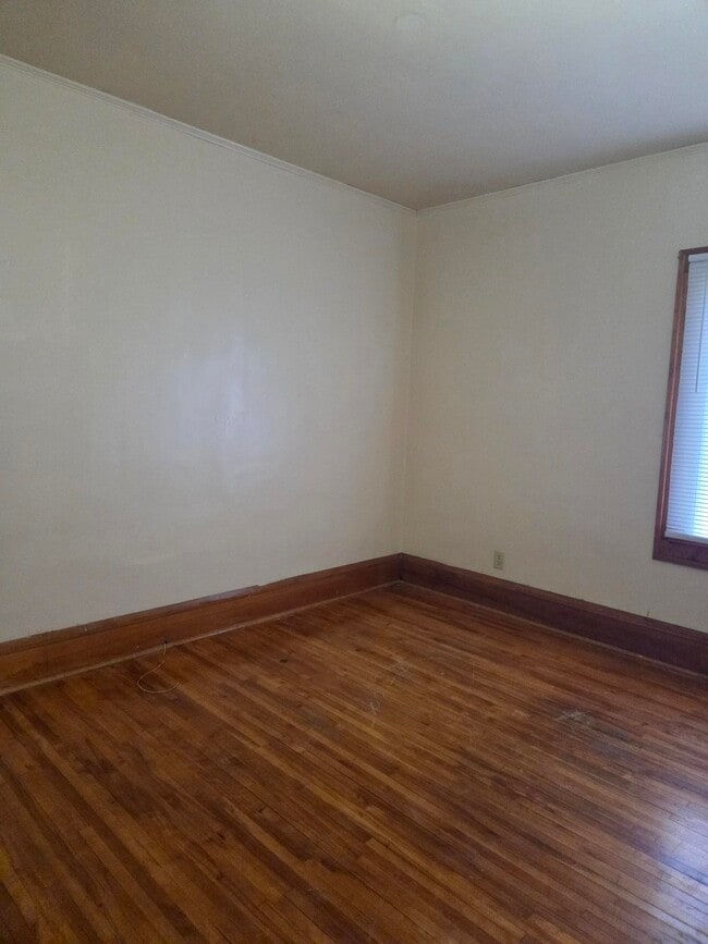 Building Photo - 3554 N Girard Ave