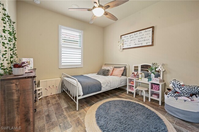 Building Photo - 13085 Cardeto Ct
