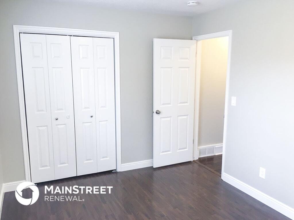 Building Photo - 938 S 200 E