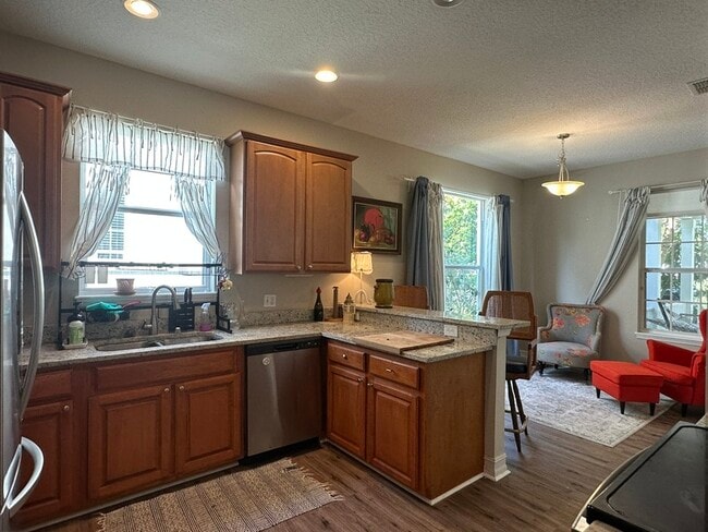 Building Photo - 6979 Bluestem Rd