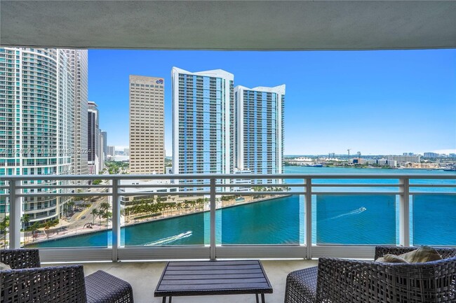 Balcony - 901 Brickell Key Blvd