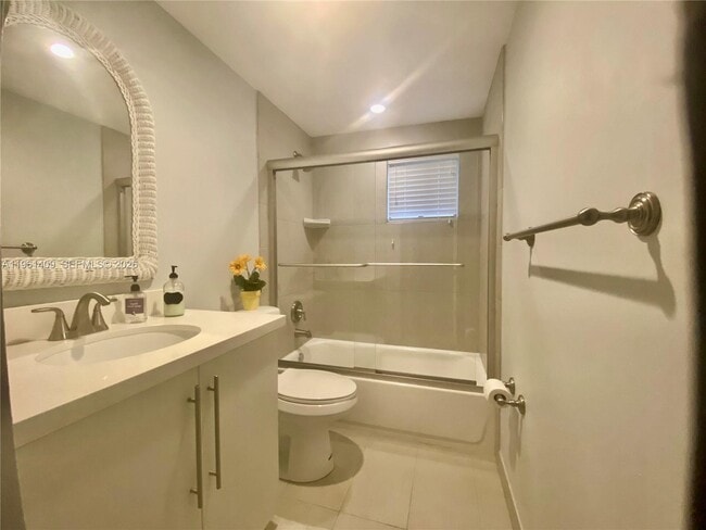 Building Photo - 8035 SW 107th Ave