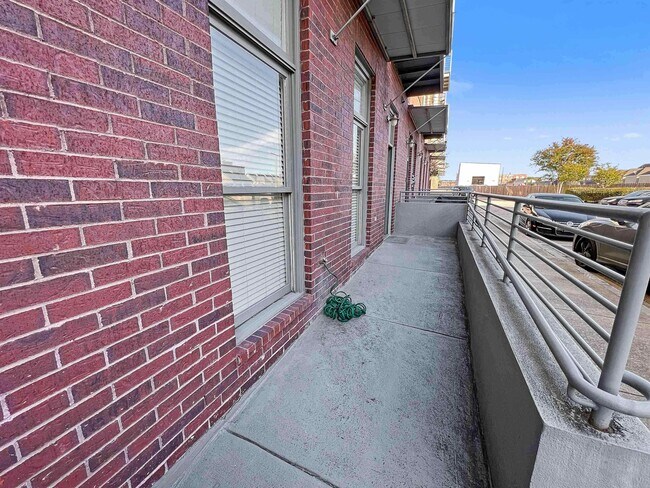 Building Photo - 615 Denmark Dr