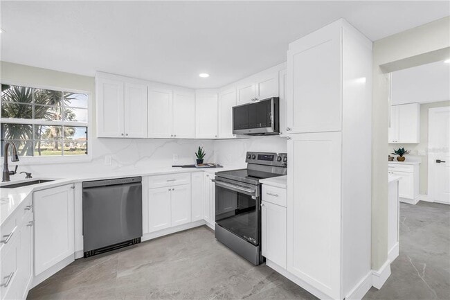 Building Photo - 17601 Sterling Terrace