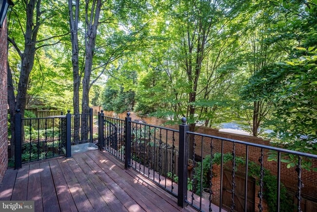 Building Photo - 2026 Mayfair McLean Ct