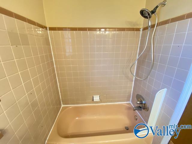 Building Photo - 6008 Ellington Rd NW