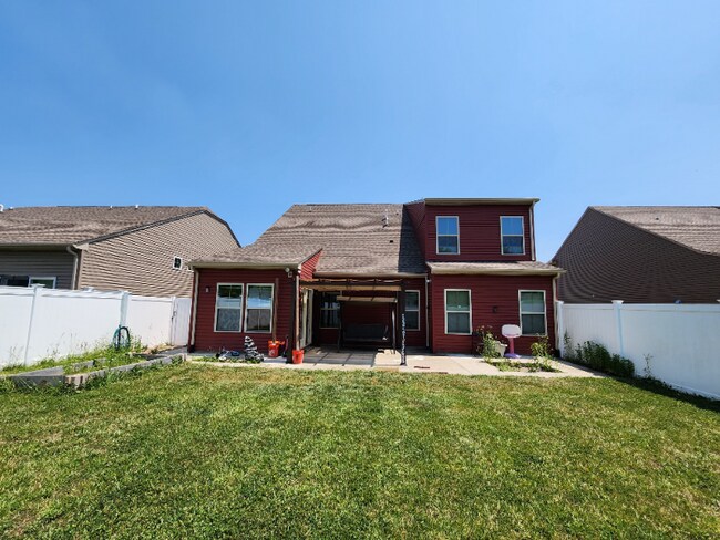 Building Photo - 2041 Leeds Ln