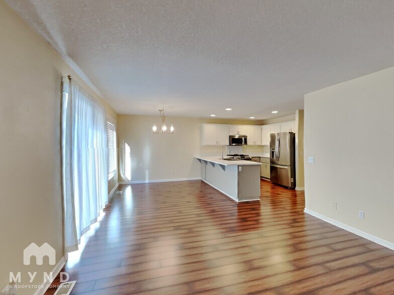 Building Photo - 20157 SW Bernice Ln