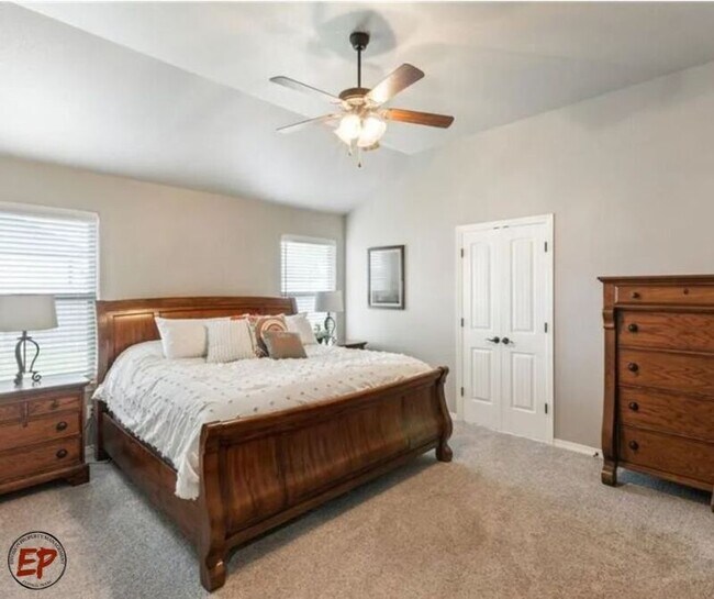 Building Photo - 222 Sand Flat Ln