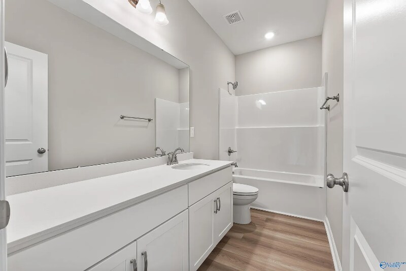 Building Photo - 117 Evergreen Ml Ln