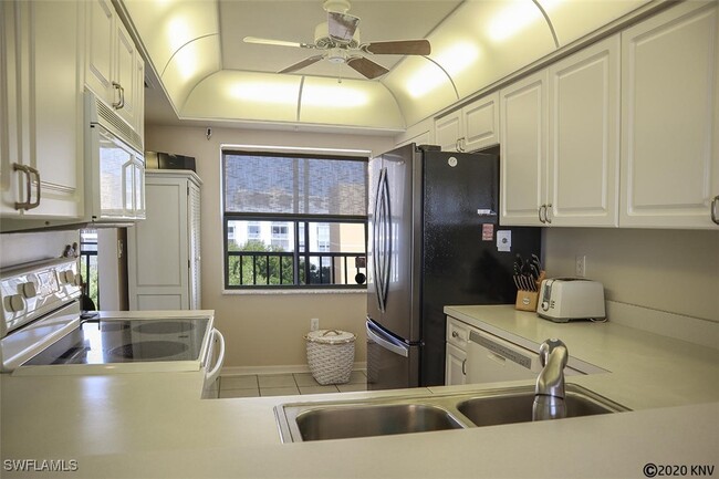 Building Photo - 4491 Bay Beach Ln