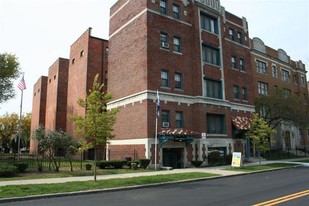 Building Photo - Village Park Apartments