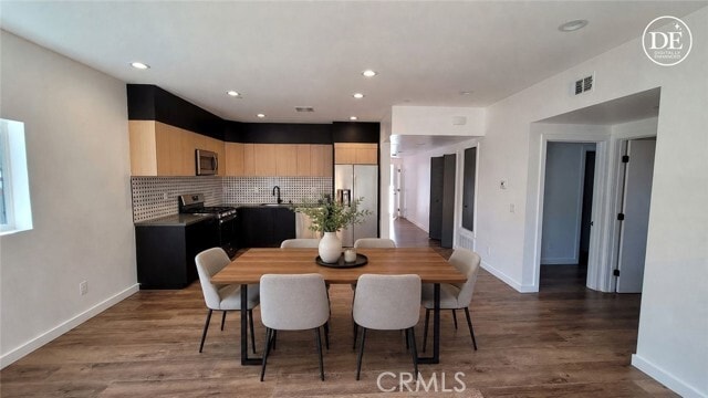 Building Photo - 6034 Craner Ave