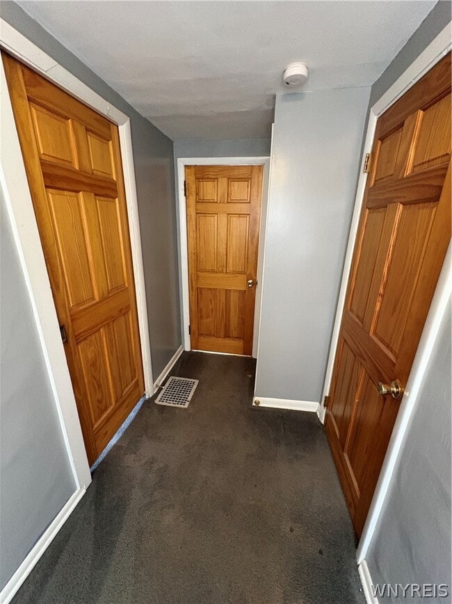 Building Photo - 57 Abbottsford Pl