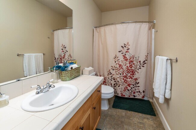 Building Photo - 2158 SW 36th Ct