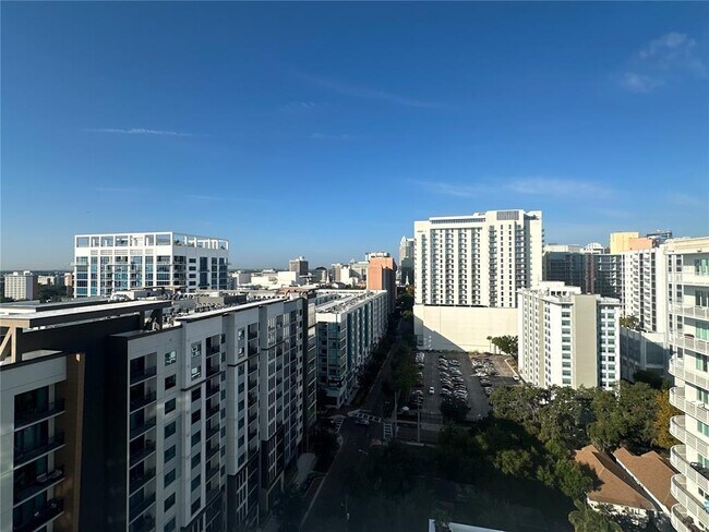 Building Photo - 100 S Eola Dr