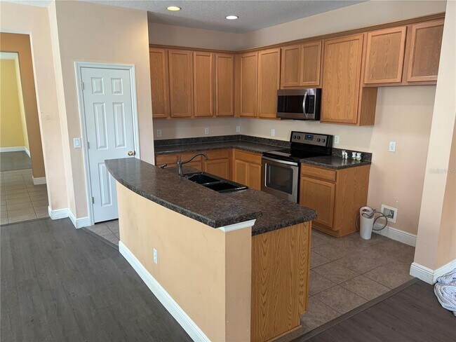 Building Photo - 2021 Beachberry Ln