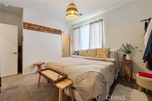 Building Photo - 5240 Beachfront Cove