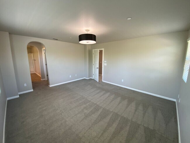 Building Photo - 3461 Alcove Way