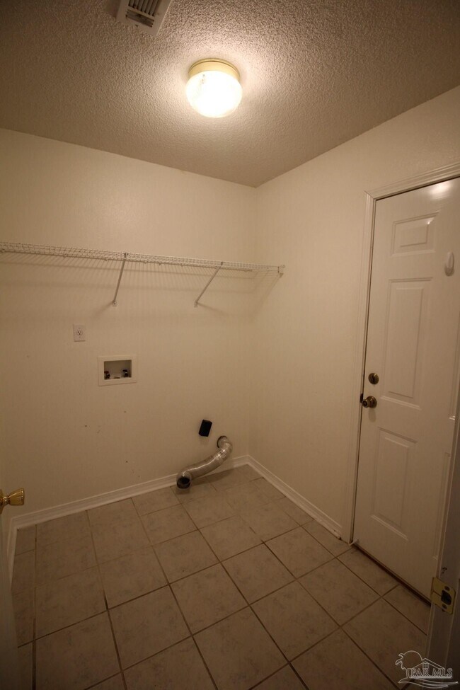 Building Photo - 5027 Terra Lake Cir