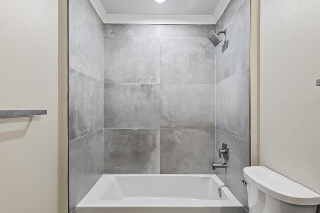 Building Photo - Modern Living Awaits!