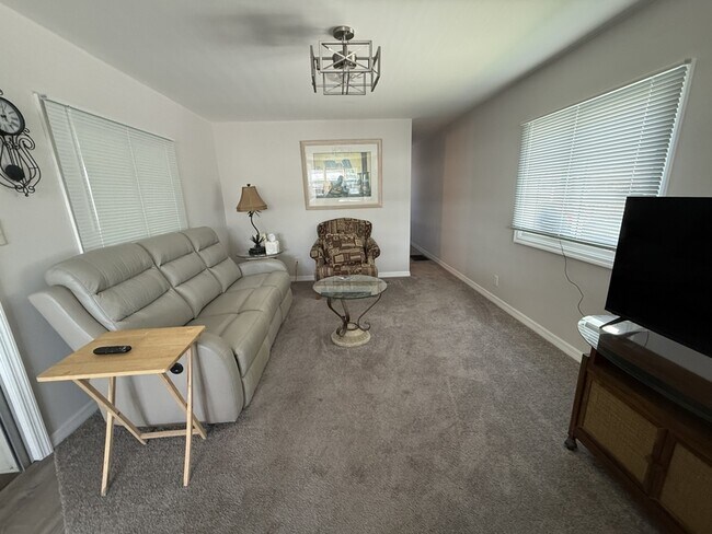 Building Photo - 2906 Coquina Esplanade