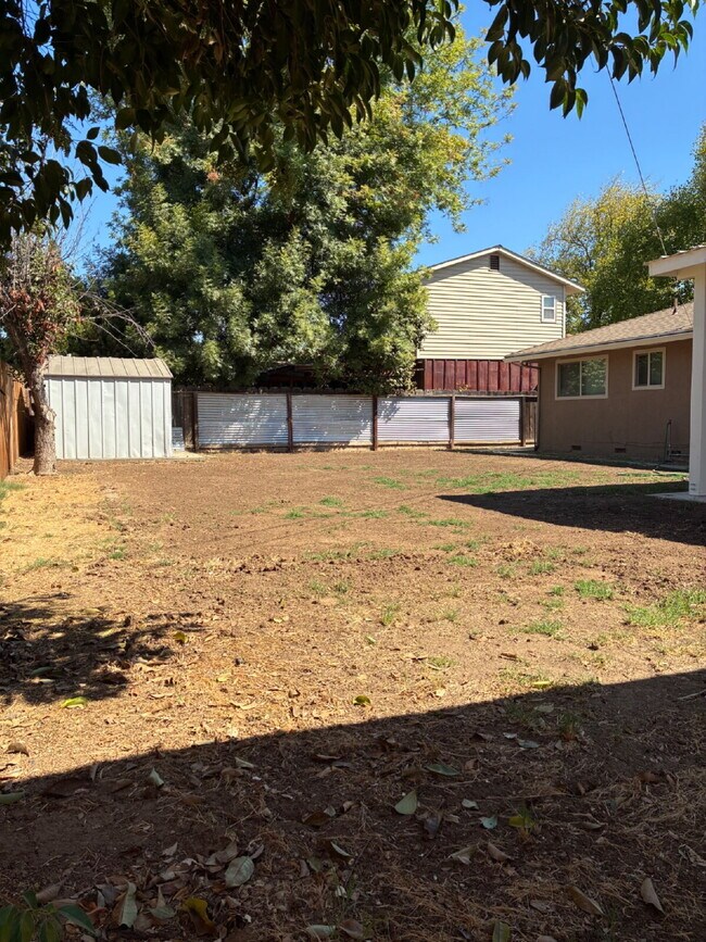 Building Photo - 2653 Agnes Way