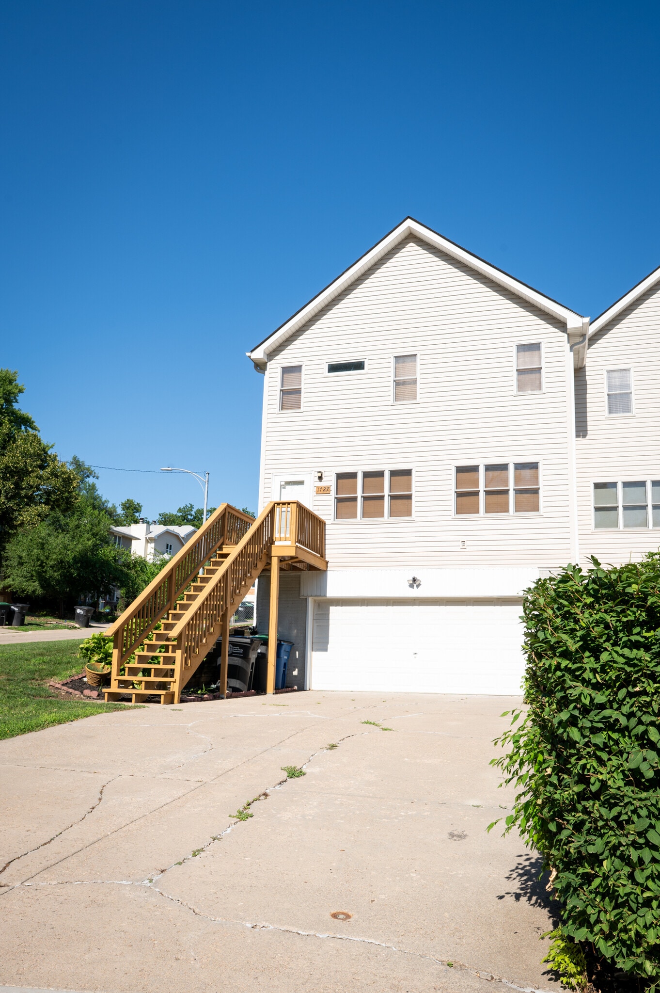 Building Photo - 1727 N 57th Ave