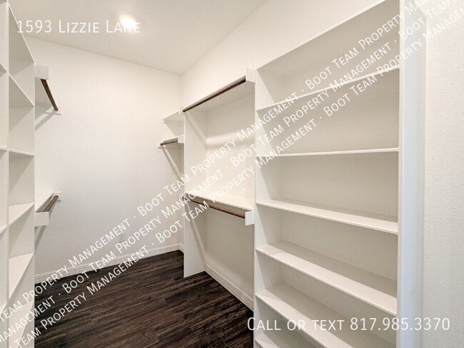 Building Photo - 1593 Lizzie Ln