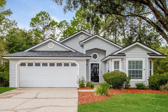 Building Photo - 9122 Smoketree Dr