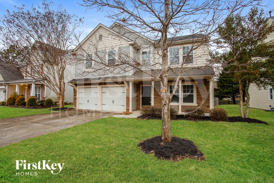 Building Photo - 3011 Sweetspire Rd