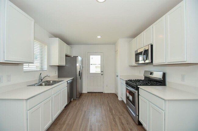Building Photo - 4123 Saw Mill Peak Ln