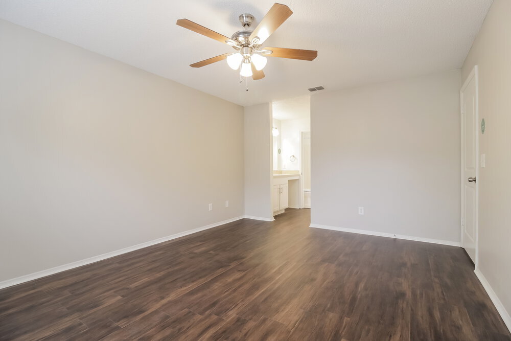 Building Photo - 766 Meadowside Ct