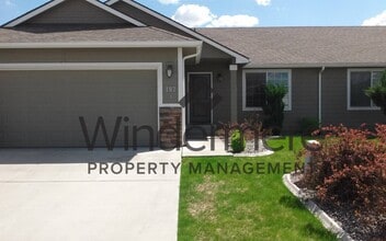 Building Photo - Maria187-1