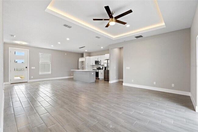 Building Photo - 11 Magnolia Ln