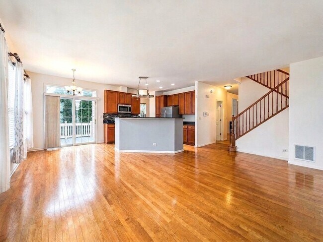 Building Photo - Spacious 4 Bed / 3.5 Bath Home with Finished Basement & Community Amenities in Wadsworth!