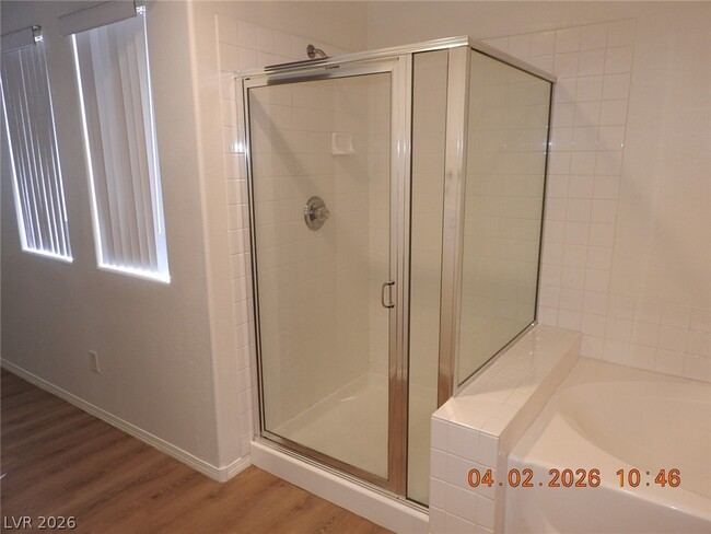 Building Photo - 906 Valetta Flat Ave