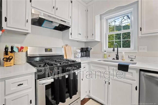 Building Photo - 608 Cashmere Ct