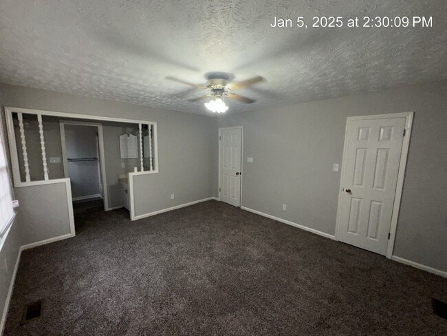 Building Photo - 203 Bayfield Loop