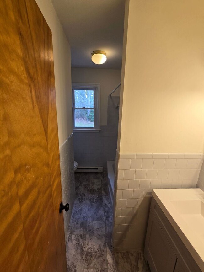 Building Photo - DUPLEX - 2 BR in Prince George County