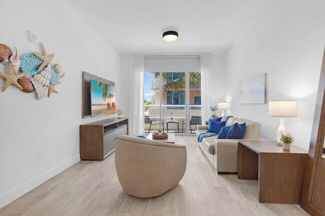 Building Photo - 777 N Ocean Dr