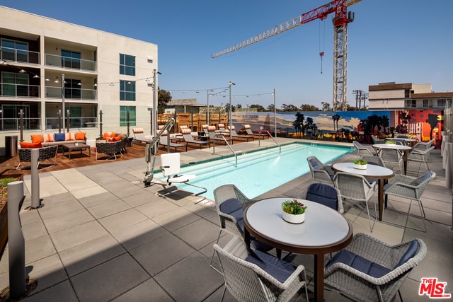 Building Photo - 800 Colorado Ave