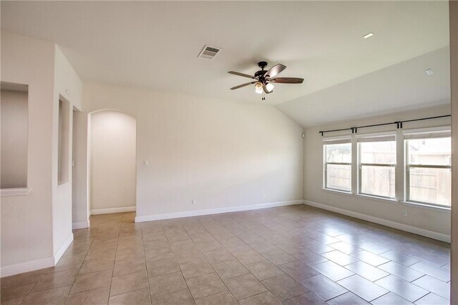Building Photo - 3409 De Torres Cir