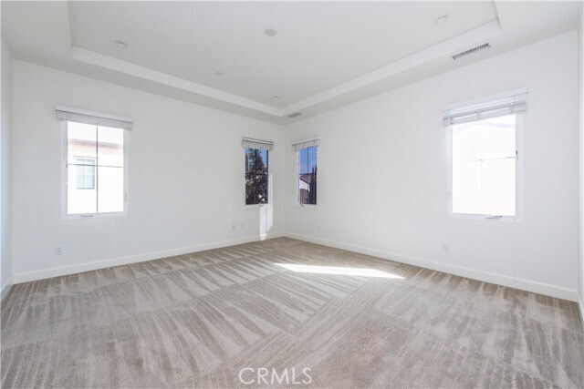 Building Photo - 68 Meander