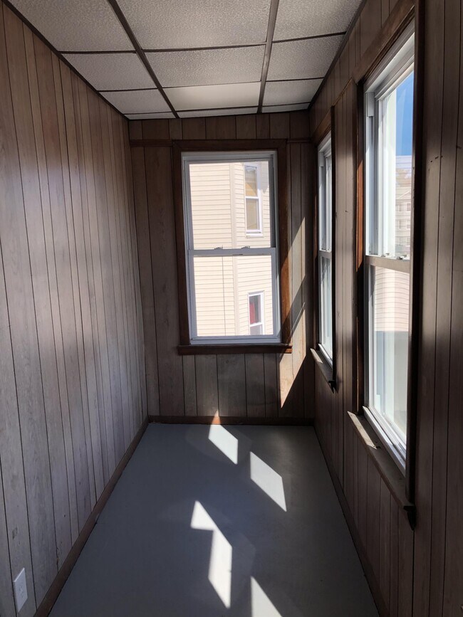 Building Photo - 7 Plantation St