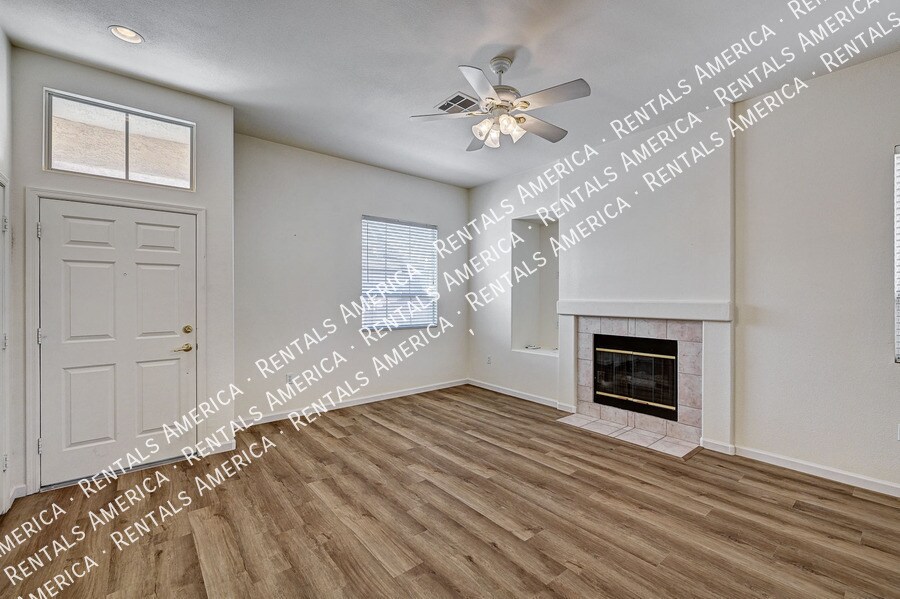 Building Photo - 3224 Bracknell St